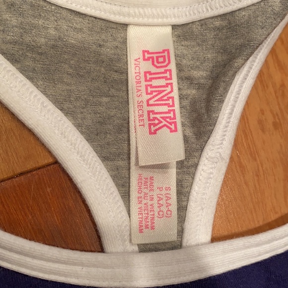 NEW VICTORIA’S SECRET PINK SPORT BRA SIZE SMALL - Picture 2 of 4